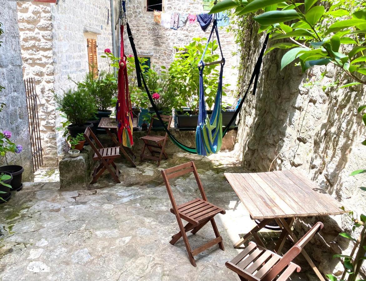 Healthystudio512 Apartments Kotor Ngoại thất bức ảnh
